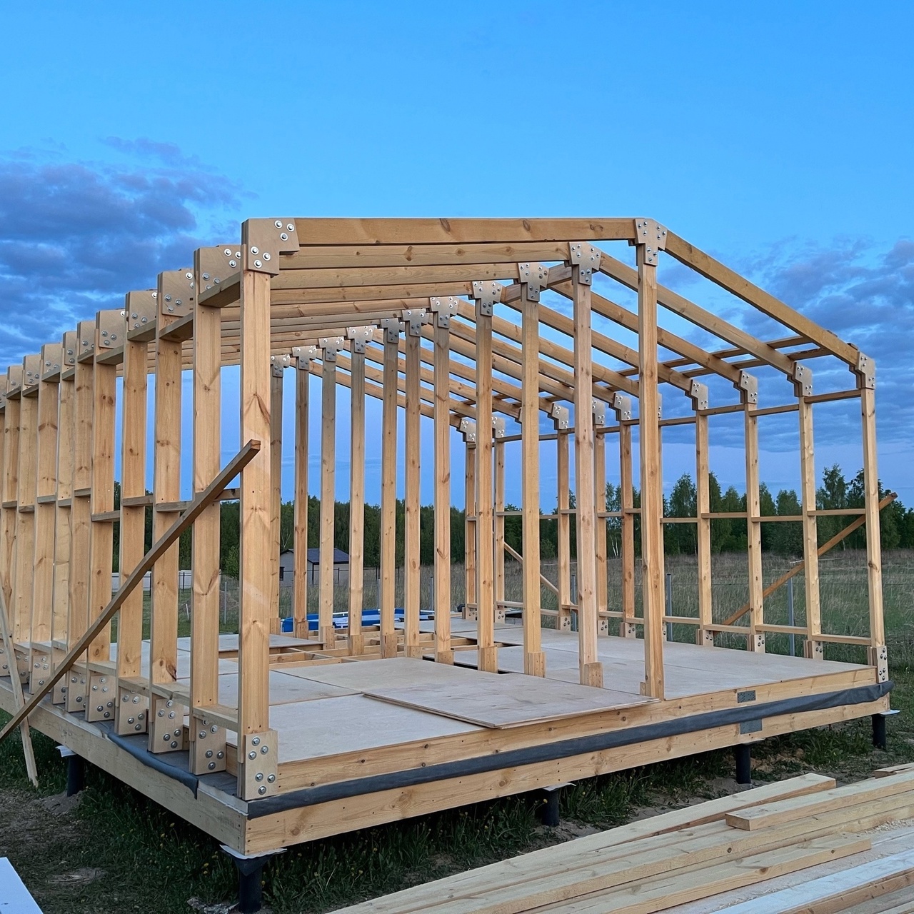 Мы в ФИНХА стремимся