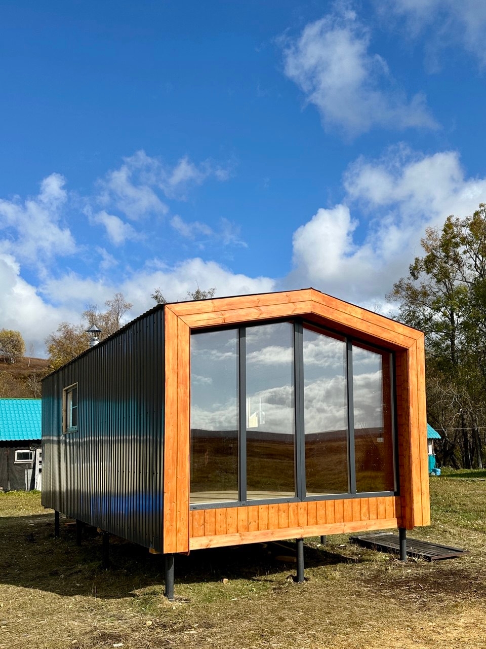 Охотничий домик в тундре