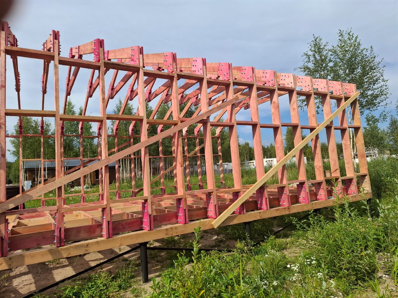 Прислали дилеры