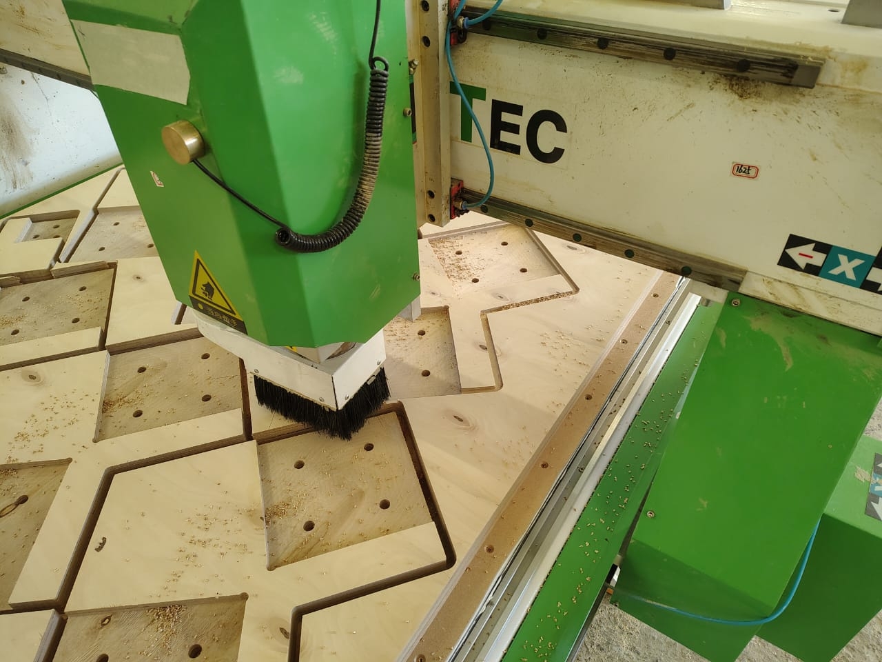 Производство коннекторов FINHA 