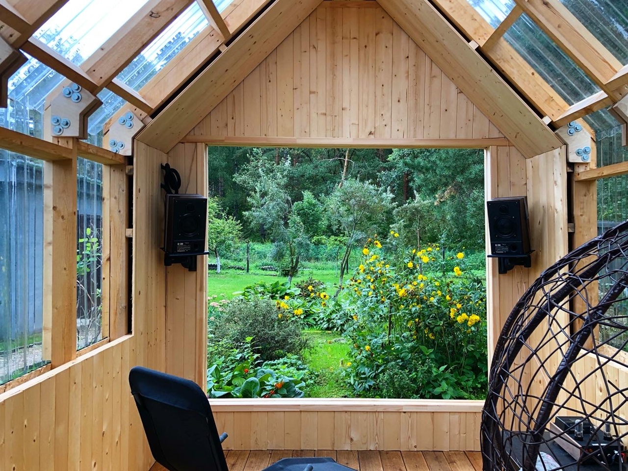 Строили летнюю кухню, а построили Кабинет!