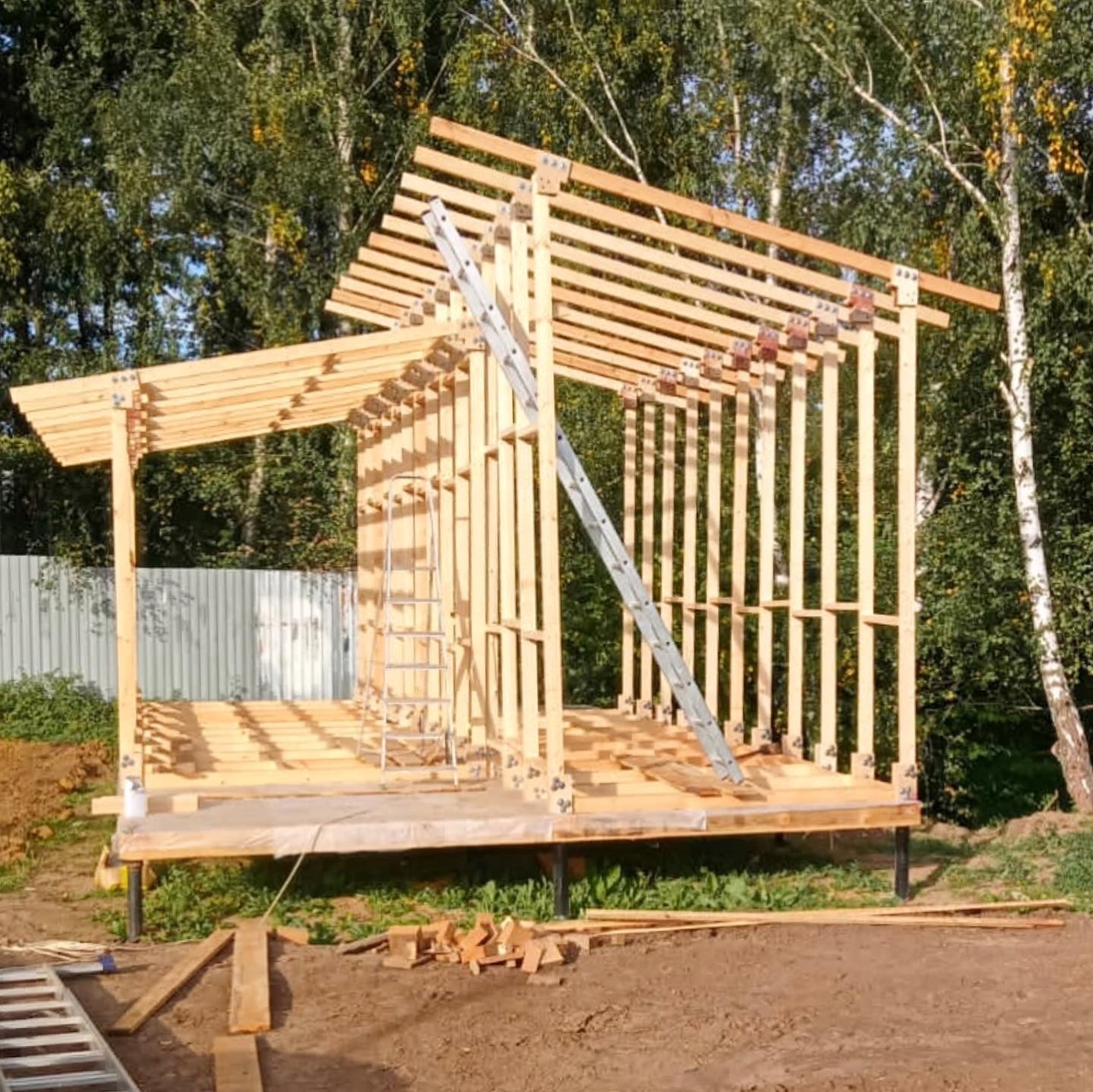 Осень - стройке не помеха!